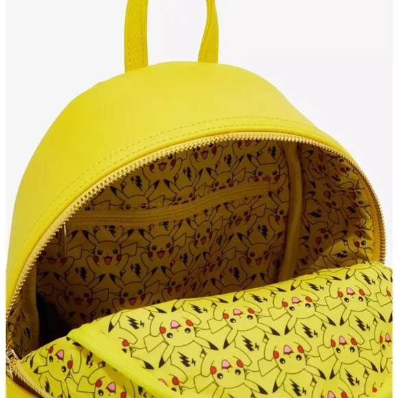 NWT Loungefly Pokémon Pikachu Minimalist Figural Mini Backpack - Picture 3 of 4